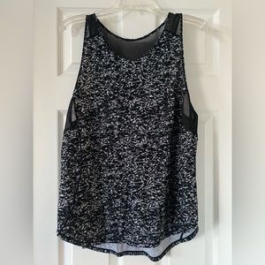 Lightly used Lululemon Women’s Tank Top